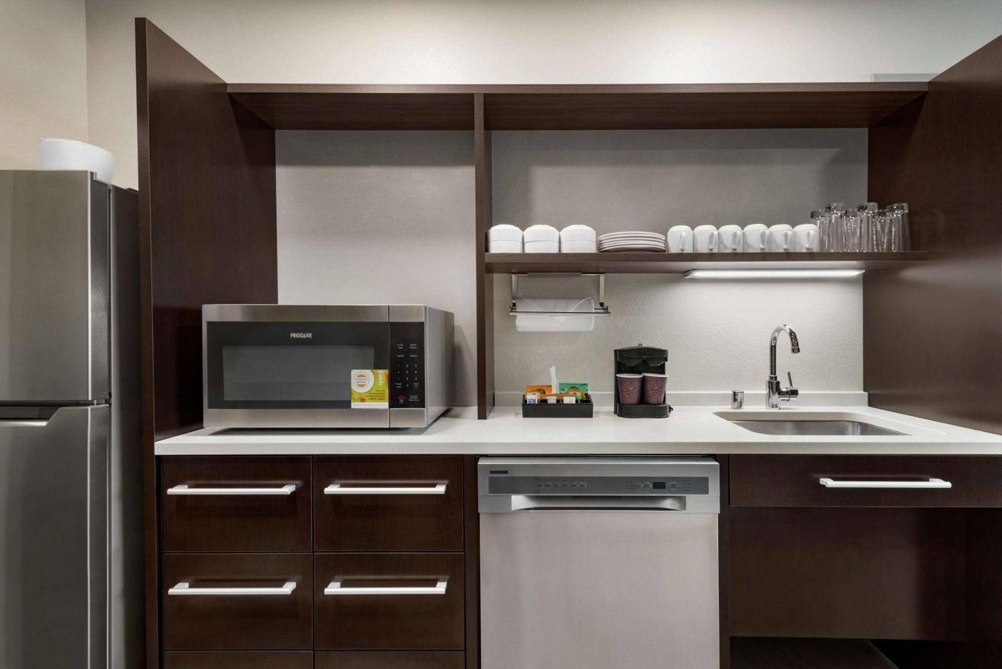 Home2 Suites By Hilton Madison Central Alliant Energy Center Экстерьер фото